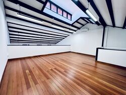 Club Street (D1), Office #613063391